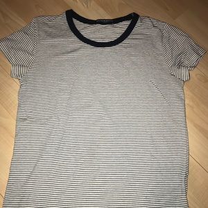 ❌❌SOLD❌❌Blue and white striped Shirt